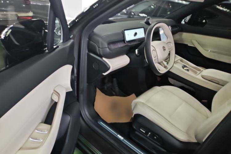 Used Nio ES6 2024 75 kWh Driver Seat