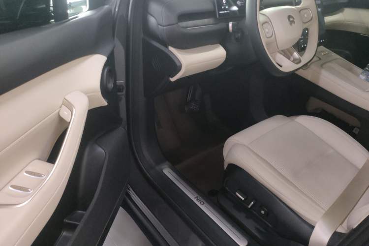 Used Nio ES6 2024 75 kWh Driver Seat