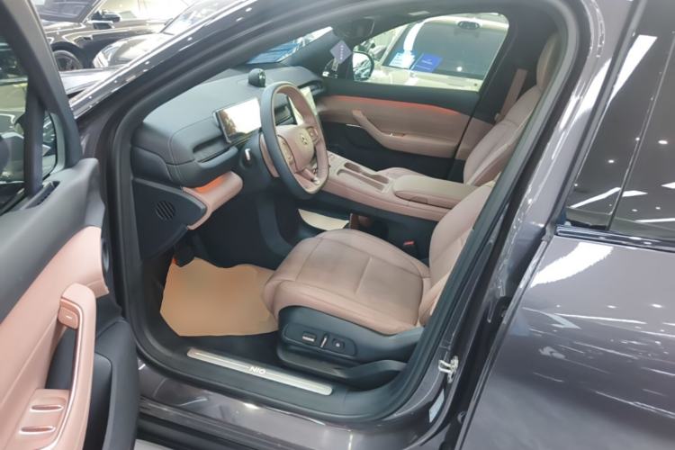 Used Nio ES6 2024 75 kWh Driver Seat