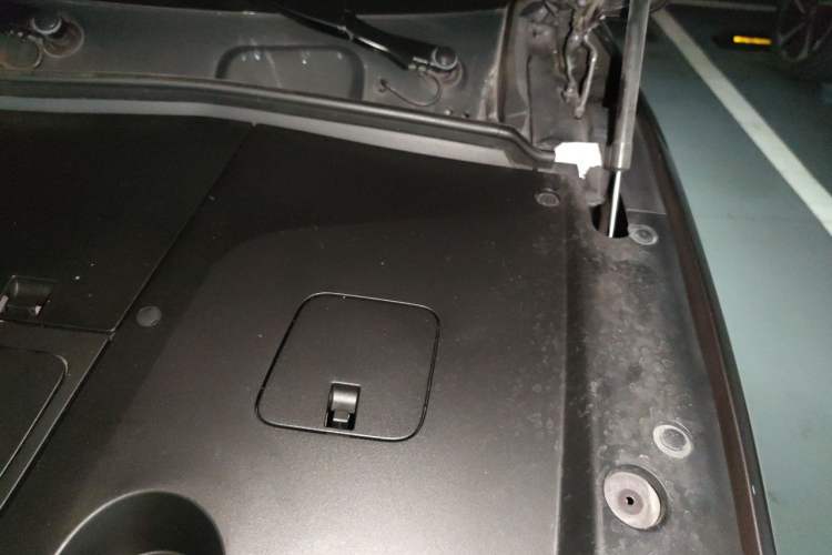 Used Nio ES6 2024 75 kWh Engine Bay Left
