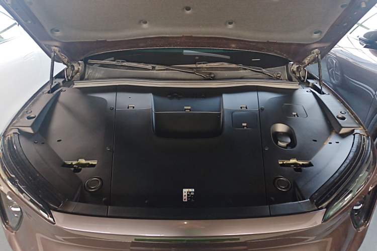 Used Nio ES6 2024 75 kWh Engine Bay
