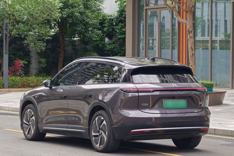 Used Nio ES6 2024 75 kWh Exterior 2