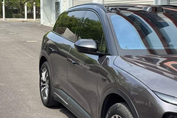 Used Nio ES6 2024 75 kWh Exterior 3