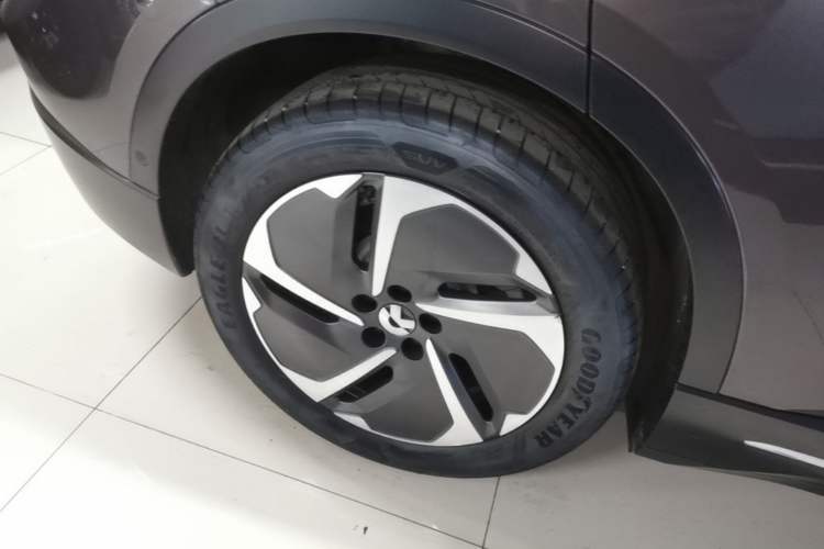 Used Nio ES6 2024 75 kWh Exterior 5