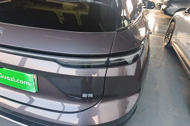 Used Nio ES6 2024 75 kWh Exterior 6