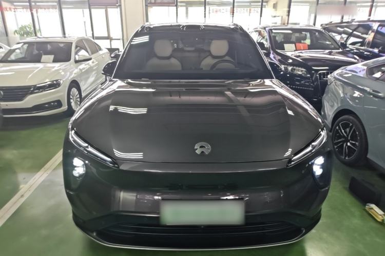 Used Nio ES6 2024 75 kWh Front