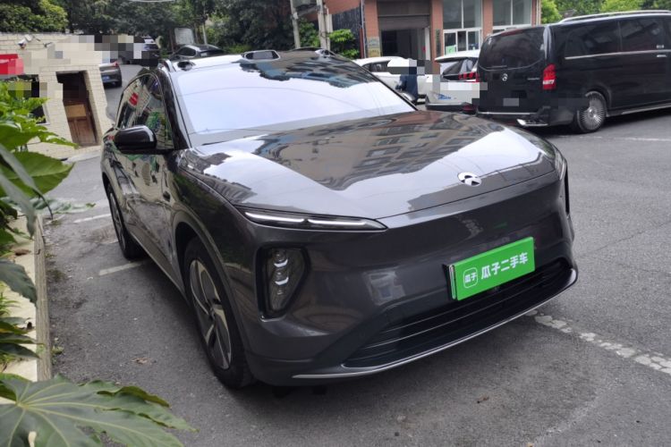 Used Nio ES6 2024 75 kWh Front Right 45 Deg