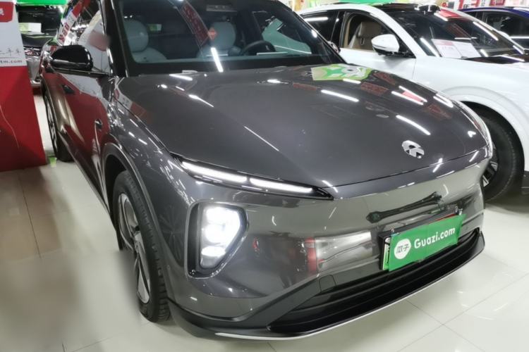 Used Nio ES6 2024 75 kWh Front Right 45 Deg