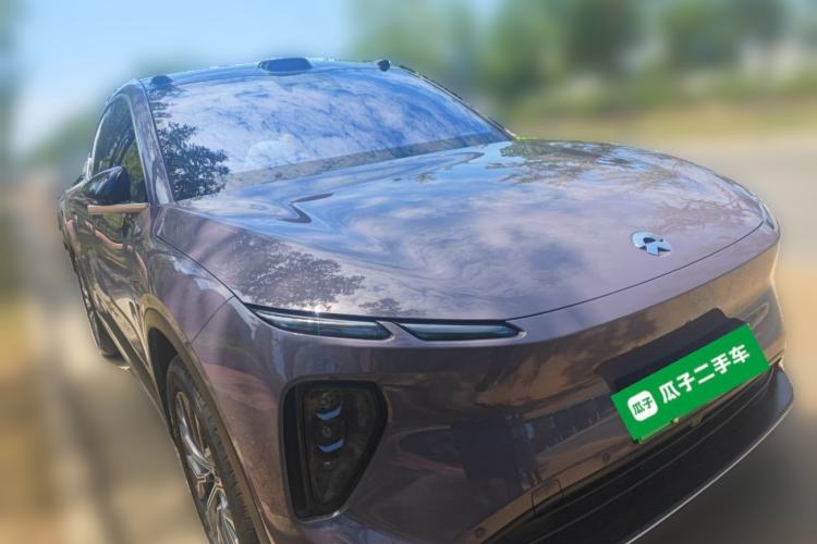 Used Nio ES6 2024 75 kWh Front Right 45 Deg