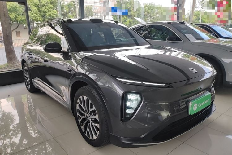 Used Nio ES6 2024 75 kWh Front Right 45 Deg