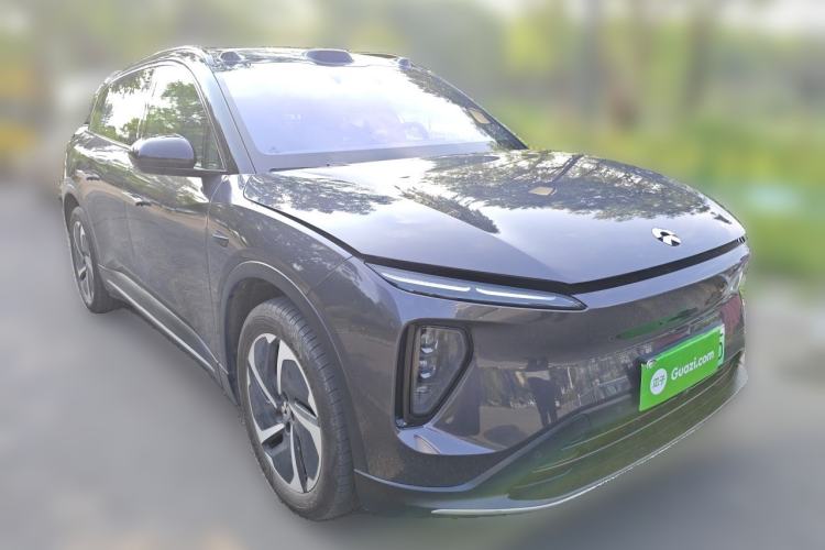Used Nio ES6 2024 75 kWh Front Right 45 Deg