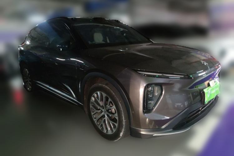 Used Nio ES6 2024 75 kWh Front Right 45 Deg