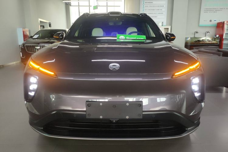 Used Nio ES6 2024 75 kWh Front