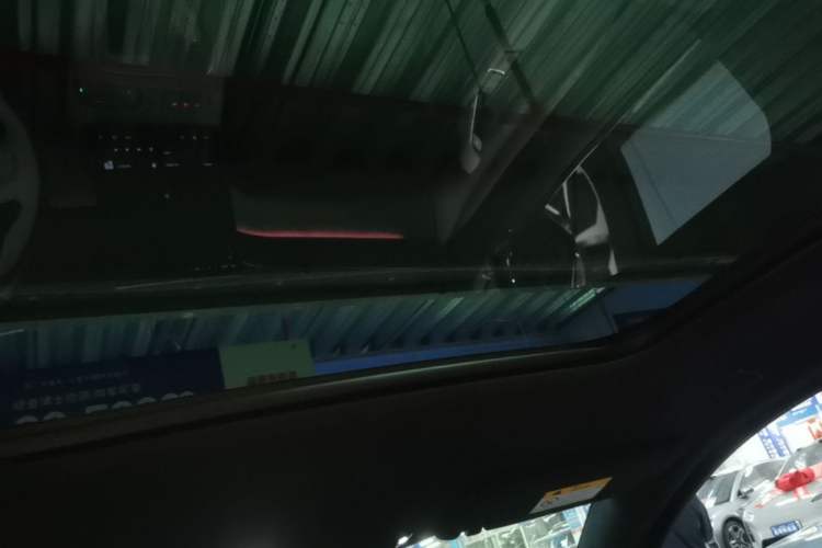 Used Nio ES6 2024 75 kWh Headliner