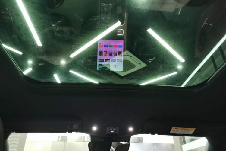 Used Nio ES6 2024 75 kWh Headliner