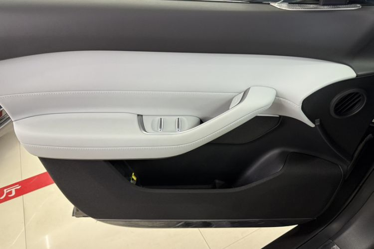 Used Nio ES6 2024 75 kWh Interior 11