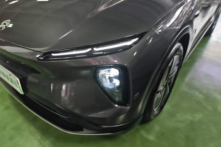Used Nio ES6 2024 75 kWh Left Front Headlight