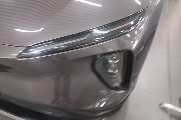 Used Nio ES6 2024 75 kWh Left Front Headlight