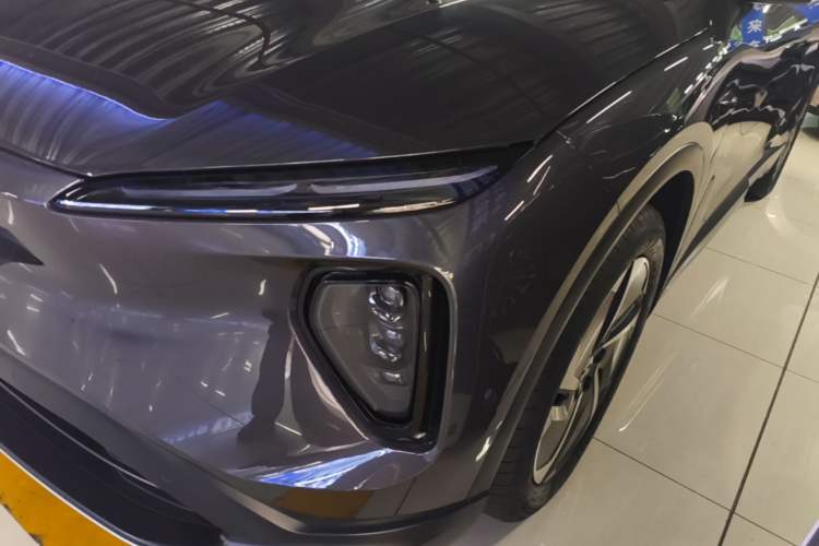 Used Nio ES6 2024 75 kWh Left Front Headlight