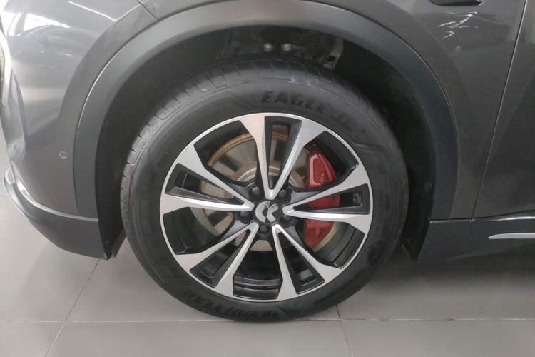 Used Nio ES6 2024 75 kWh Left Front Wheel Hub