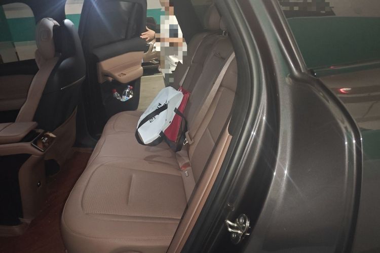 Used Nio ES6 2024 75 kWh Left Rear Seat