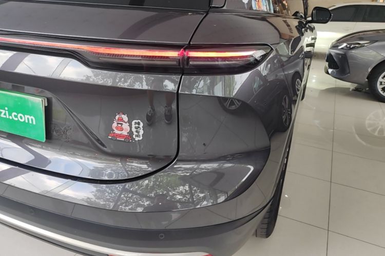 Used Nio ES6 2024 75 kWh Right Rear Taillight
