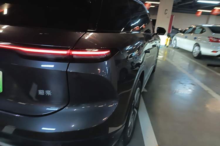 Used Nio ES6 2024 75 kWh Right Rear Taillight