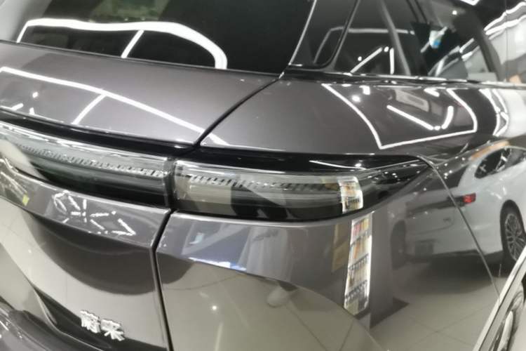 Used Nio ES6 2024 75 kWh Right Rear Taillight