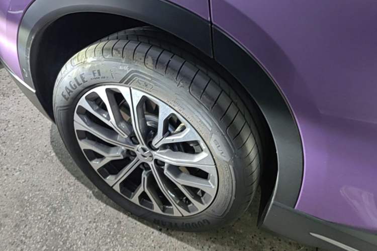 Used Nio ES6 2024 75 kWh Right Rear Wheel Hub