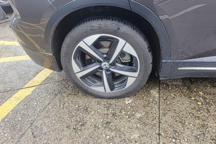 Used Nio ES6 2024 75 kWh Right Rear Wheel Hub