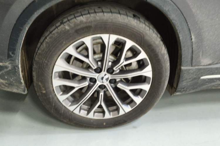 Used Nio ES6 2024 75 kWh Right Rear Wheel Hub