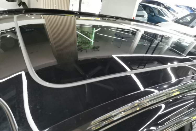 Used Nio ES6 2024 75 kWh Roof