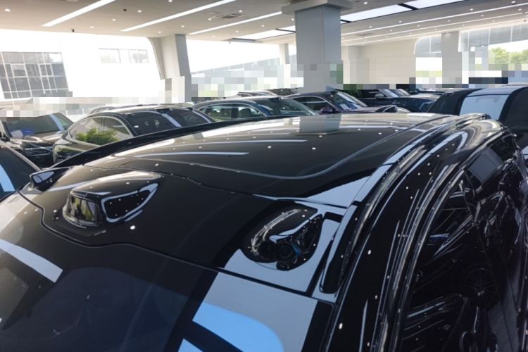 Used Nio ES6 2024 75 kWh Roof