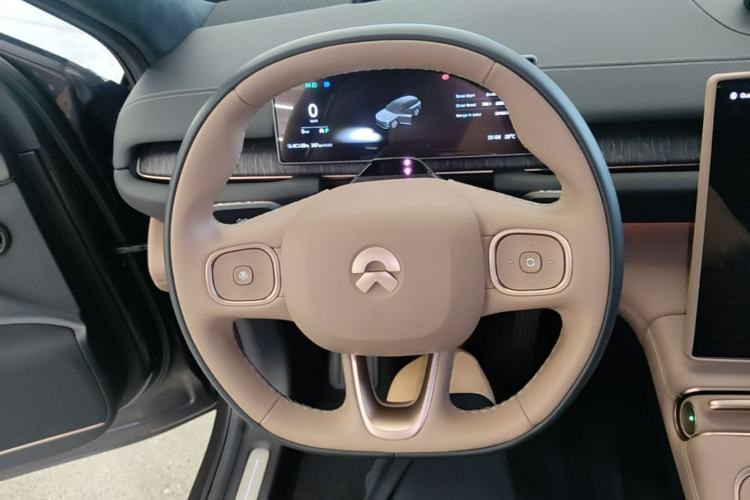 Used Nio ES6 2024 75 kWh Steering Wheel