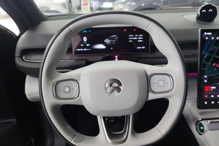 Used Nio ES6 2024 75 kWh Steering Wheel