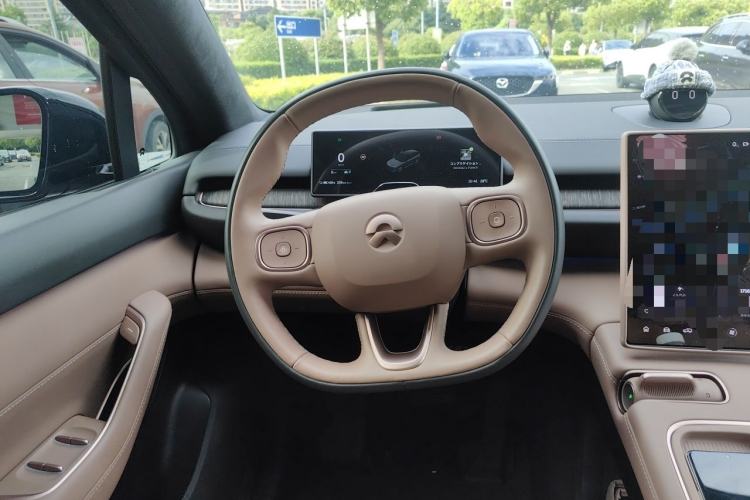 Used Nio ES6 2024 75 kWh Steering Wheel