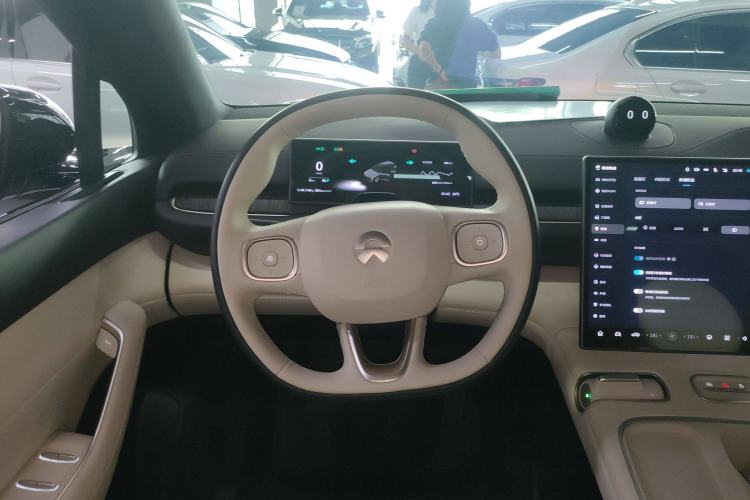 Used Nio ES6 2024 75 kWh Steering Wheel