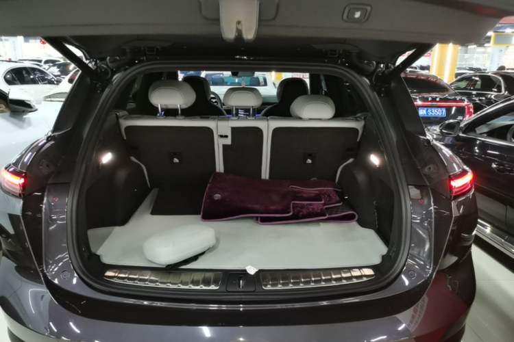 Used Nio ES6 2024 75 kWh Trunk