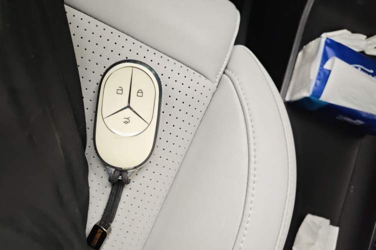 Used Nio ES6 2024 75 kWh Vehicle Key