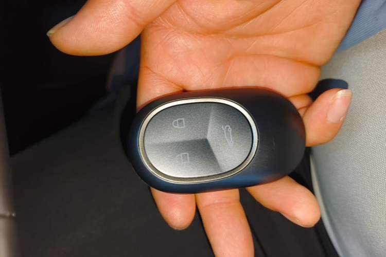 Used Nio ES6 2024 75 kWh Vehicle Key