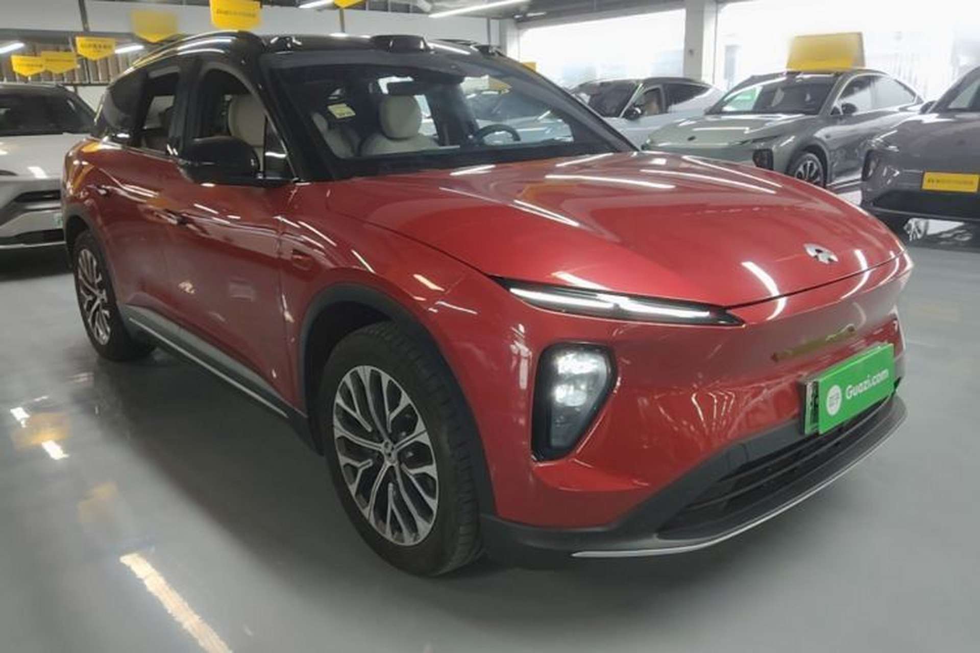 Used Nio ES6 2024 75 kWh Exterior 1