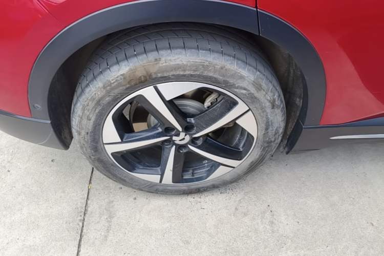 Used Nio ES6 2024 75 kWh Exterior 5