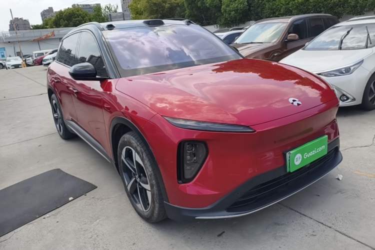 Used Nio ES6 2024 75 kWh Front Right 45 Deg