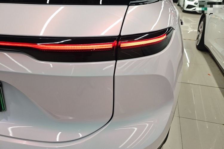 Used Nio ES6 2024 75 kWh Right Rear Taillight