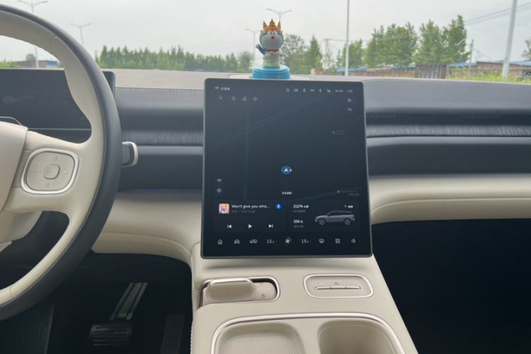 Used Nio ES6 2024 75 kWh Audio And AC Panel