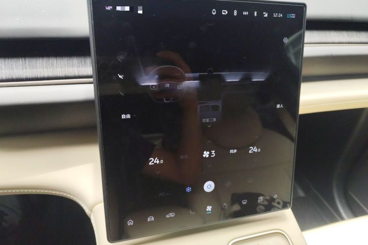 Used Nio ES6 2024 75 kWh Audio And AC Panel