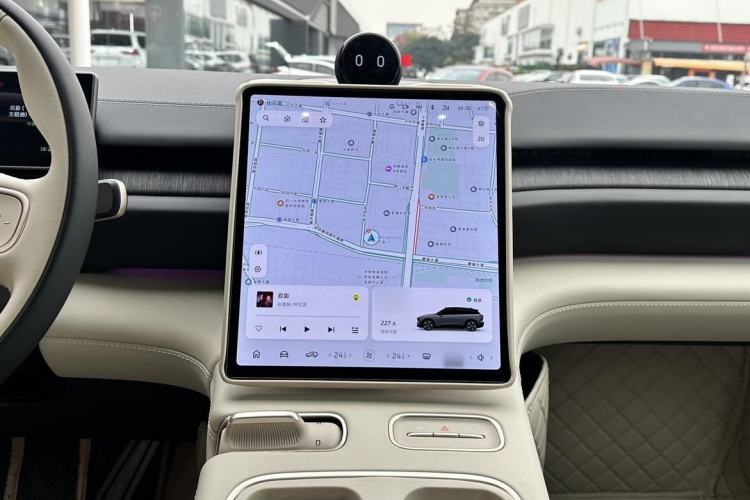 Used Nio ES6 2024 75 kWh Audio And AC Panel