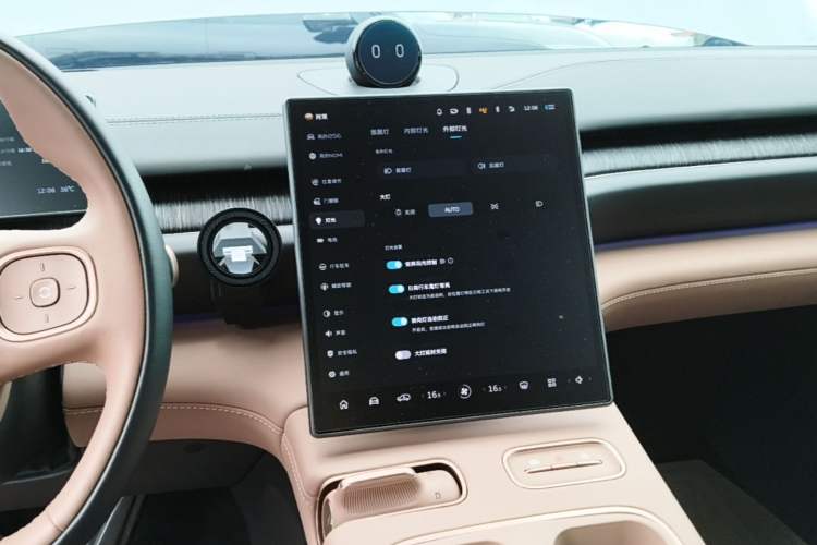 Used Nio ES6 2024 75 kWh Audio And AC Panel