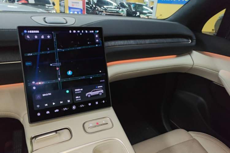 Used Nio ES6 2024 75 kWh Audio And AC Panel