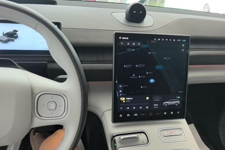 Used Nio ES6 2024 75 kWh Center Console